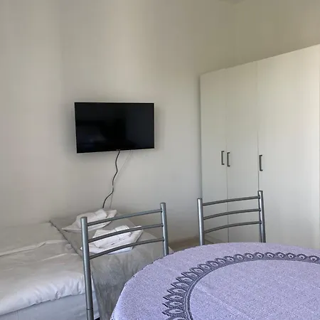 Homestay Dom Goscinny Spokoj W Mielnie *